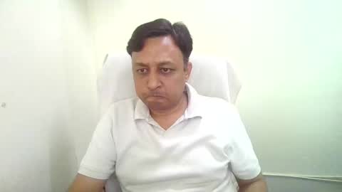 sofiabigis16 online show from April 7, 2026, 9:32 am