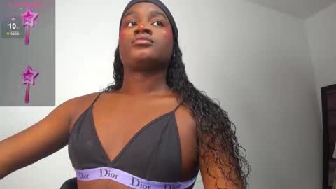 Snapshot of sofiabrouw chatting on December 14, 2024, 12:12 pm Sofia online show from December 14, 2024, 12:12 pm