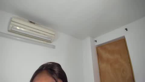 Snapshot of sofiabrouw chatting on February 4, 2025, 12:22 pm Sofia online show from February 4, 2025, 12:22 pm