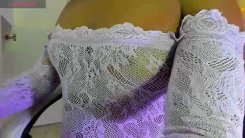 Snapshot of sofiabrouw chatting on October 7, 2025, 12:35 pm Sofia online show from October 7, 2025, 12:35 pm