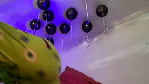 Snapshot of sofiacandy17 chatting on December 1, 2024, 5:02 pm Danna Sofia online show from December 1, 2024, 5:02 pm