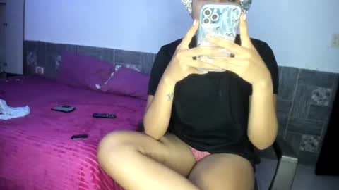 Snapshot of sofiacandy17 chatting on January 19, 2025, 8:30 pm Danna Sofia online show from January 19, 2025, 8:30 pm