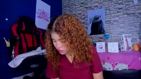 sofiacastillo01 online show from January 27, 2025, 12:37 pm