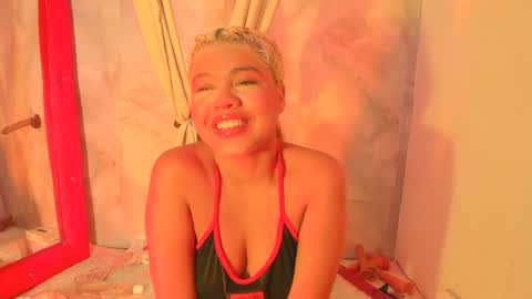 Snapshot of sofiacastillo01 chatting on June 28, 2026, 1:28 pm sofiacastillo01 online show from June 28, 2026, 1:28 pm
