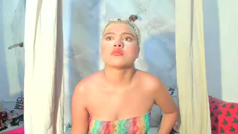 Snapshot of sofiacastillo01 chatting on June 29, 2026, 1:33 pm sofiacastillo01 online show from June 29, 2026, 1:33 pm