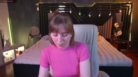 SofiaLuxuryy online show from March 31, 2026, 3:01 pm