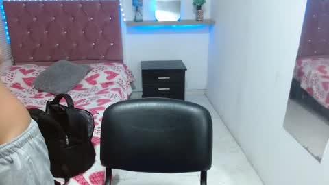 sofiasexygirl69 online show from July 3, 2026, 12:44 pm