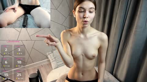 Snapshot of sofiasuper chatting on February 4, 2025, 12:11 pm Sofia online show from February 4, 2025, 12:11 pm