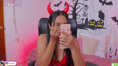 Snapshot of sofiaxmiller chatting on October 17, 2025, 12:01 am Danna Sofia online show from October 17, 2025, 12:01 am