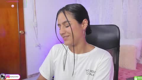 Snapshot of sofiaxmiller chatting on November 25, 2025, 1:16 am Danna Sofia online show from November 25, 2025, 1:16 am