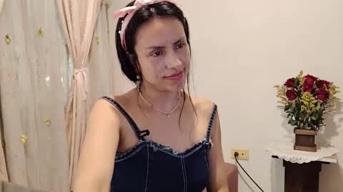 Sofi Bella online show from February 20, 2026, 8:09 pm