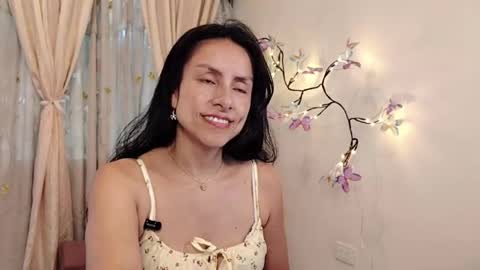 Sofi Bella online show from April 18, 2026, 7:07 pm