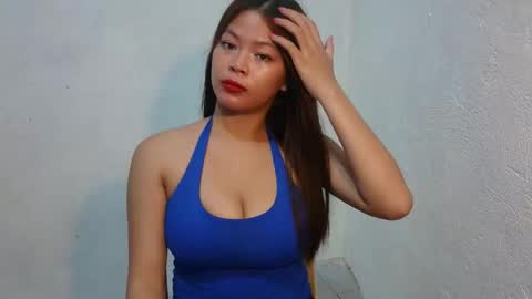 sofie_loorexx online show from February 5, 2026, 4:00 pm