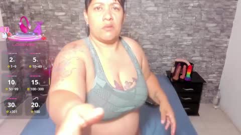 Snapshot of sofie_storm chatting on February 27, 2025, 10:15 am Vicky online show from February 27, 2025, 10:15 am