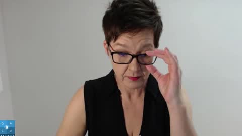 Snapshot of sofie_velvet chatting on November 29, 2025, 3:37 pm Sofie Velvet online show from November 29, 2025, 3:37 pm