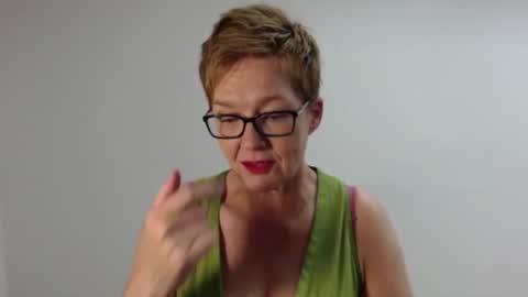 Snapshot of sofie_velvet chatting on June 10, 2026, 1:10 pm Sofie Velvet online show from June 10, 2026, 1:10 pm