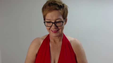 Snapshot of sofie_velvet chatting on June 22, 2026, 2:25 pm Sofie Velvet online show from June 22, 2026, 2:25 pm