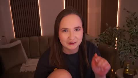 Sofie online show from July 14, 2026, 10:48 pm