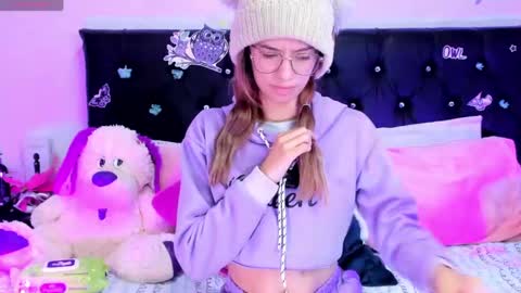 sofiia cute  online show from May 1, 2026, 4:06 am