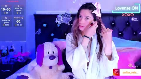 sofiia cute  online show from May 5, 2026, 4:09 am
