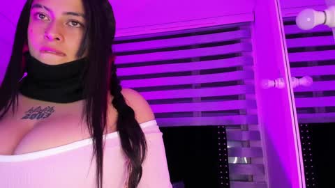 Snapshot of sofiia_rubb chatting on January 22, 2025, 9:57 am Sofia online show from January 22, 2025, 9:57 am