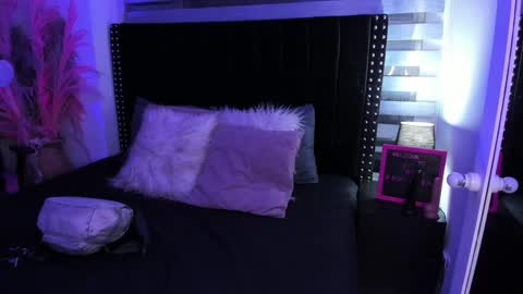 Snapshot of sofiia_rubb chatting on January 24, 2025, 4:05 am Sofia online show from January 24, 2025, 4:05 am