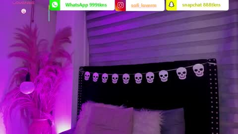 Snapshot of sofiia_rubb chatting on October 18, 2025, 4:37 am Sofia online show from October 18, 2025, 4:37 am