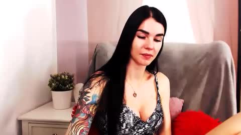 sofiiadream online show from February 19, 2025, 9:25 pm