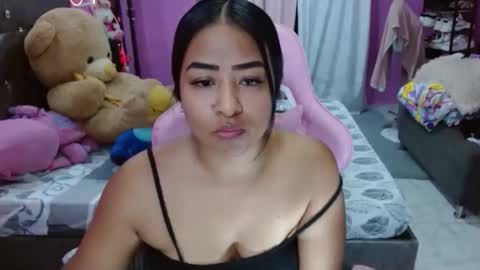 sofia Dreams online show from May 13, 2026, 12:41 am