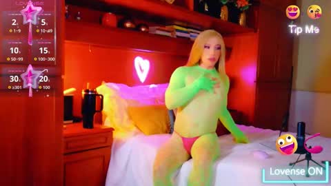 Snapshot of sofiiboniita_ chatting on September 19, 2025, 2:02 am Sofa bonita online show from September 19, 2025, 2:02 am