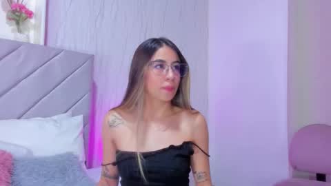 Sofi Malkova online show from November 12, 2025, 11:10 am