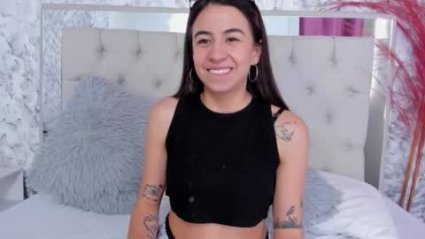 Sofi Malkova online show from November 17, 2025, 3:18 pm