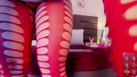 Snapshot of sofiperez_ chatting on February 23, 2025, 2:35 pm online show from February 23, 2025, 2:35 pm