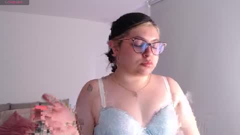 Snapshot of sofix_ chatting on June 22, 2026, 9:34 pm Lau online show from June 22, 2026, 9:34 pm