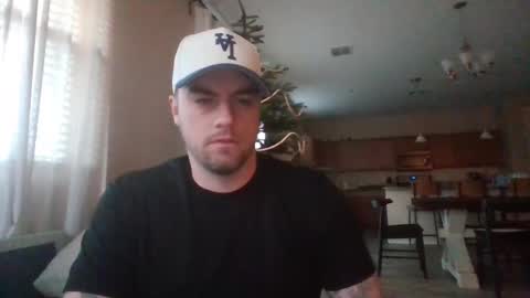 Snapshot of soft0ne chatting on December 2, 2024, 2:30 pm soft0ne online show from December 2, 2024, 2:30 pm