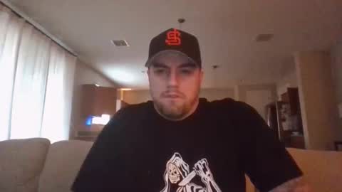 Snapshot of soft0ne chatting on January 7, 2026, 3:25 pm soft0ne online show from January 7, 2026, 3:25 pm