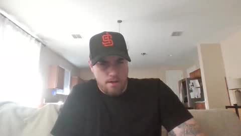 Snapshot of soft0ne chatting on January 9, 2026, 3:26 pm soft0ne online show from January 9, 2026, 3:26 pm