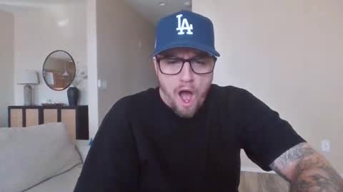 Snapshot of soft0ne chatting on January 12, 2026, 3:28 pm soft0ne online show from January 12, 2026, 3:28 pm