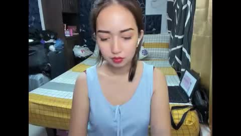 Snapshot of soft_angel8 chatting on November 2, 2025, 11:56 am Angel online show from November 2, 2025, 11:56 am