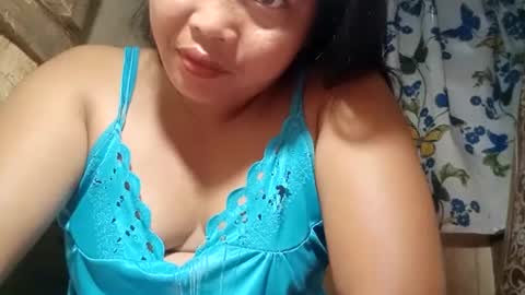 Snapshot of soft_bads chatting on April 17, 2026, 9:18 pm soft_bads online show from April 17, 2026, 9:18 pm