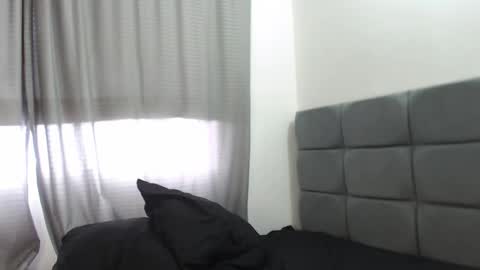 Seyra-abby online show from November 12, 2025, 7:46 pm