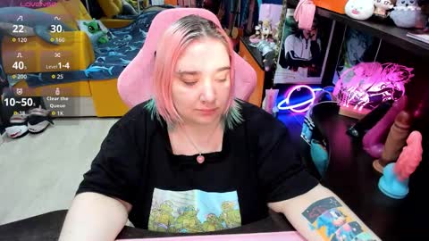 Sofie online show from February 25, 2026, 4:33 am