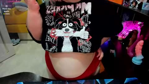 Sofie online show from April 26, 2026, 1:03 am