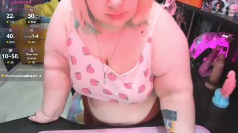 Snapshot of softie_sofy chatting on June 9, 2026, 1:39 am Sofie online show from June 9, 2026, 1:39 am