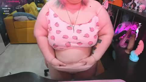 Snapshot of softie_sofy chatting on June 20, 2026, 2:47 am Sofie online show from June 20, 2026, 2:47 am