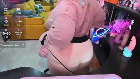 Snapshot of softie_sofy chatting on June 26, 2026, 3:22 am Sofie online show from June 26, 2026, 3:22 am