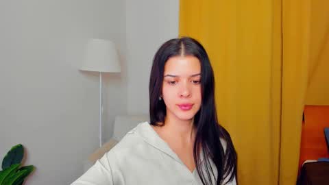 Snapshot of softlyy_bold chatting on November 11, 2025, 6:57 am Alice online show from November 11, 2025, 6:57 am