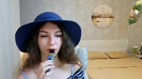 Kelly online show from June 11, 2026, 12:32 am