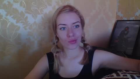 softy_aura online show from July 1, 2026, 4:18 pm