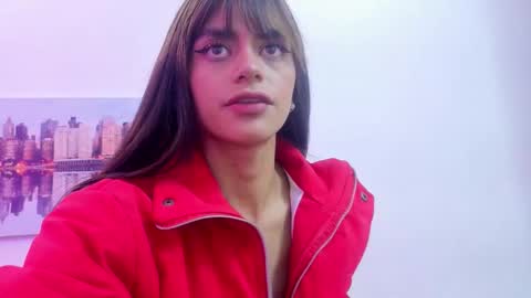 sofy_durand online show from March 4, 2026, 12:11 pm